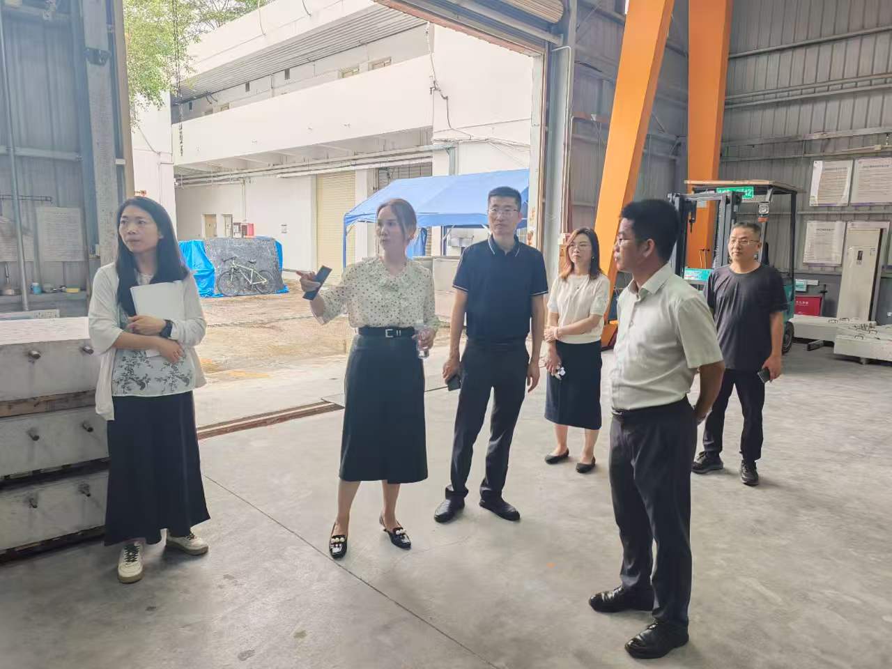 绷紧“安全弦”  把好“假前关” ——我院领导带队开展假期前实验室安全大检查